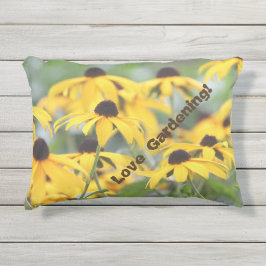 gelb mit braunen kissen für draußen