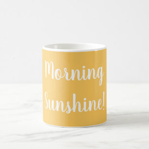 Gelb mit Morgensonne im weißen Text Kaffeetasse