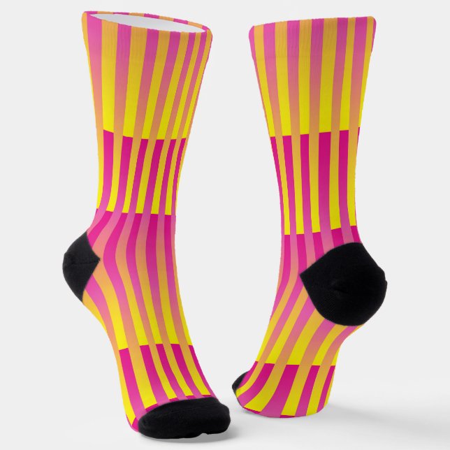 Gelb Pink Orange Gestreiftes Muster Socken (Gewinkelt)