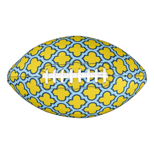 Gelb und Baby Blue Trellis, Gitter, Quatrefolie Football (Vorderseite)