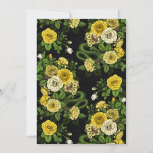 Gelb und grün versteckt in den Rose