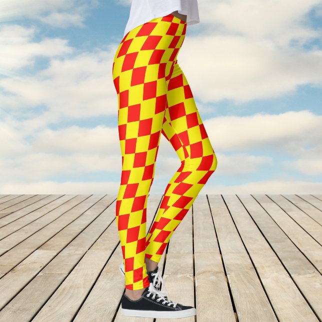 Gelb- und Rotharlequin-Karo-Muster Leggings (Yellow and Red Harlequin Check Pattern Leggings)