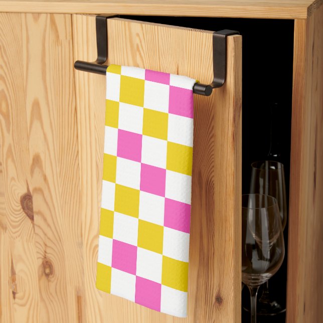 Gelb Weiß Rosa Kariertes Design  Geschirrtuch (Drittel gefaltet)