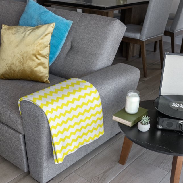 Gelb Zickzack Fleecedecke (Von Creator hochgeladen)