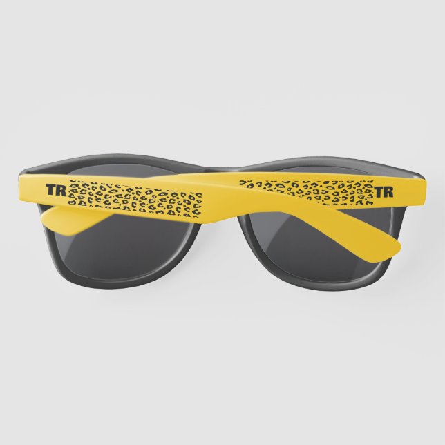 Gelbe 100%ige UV-Sonnenbrille mit Leopardendruck (Rückseite)