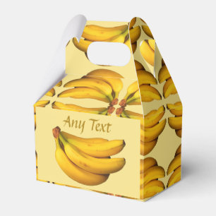 Gelbe Bananen in einem Haufen Geschenkschachtel