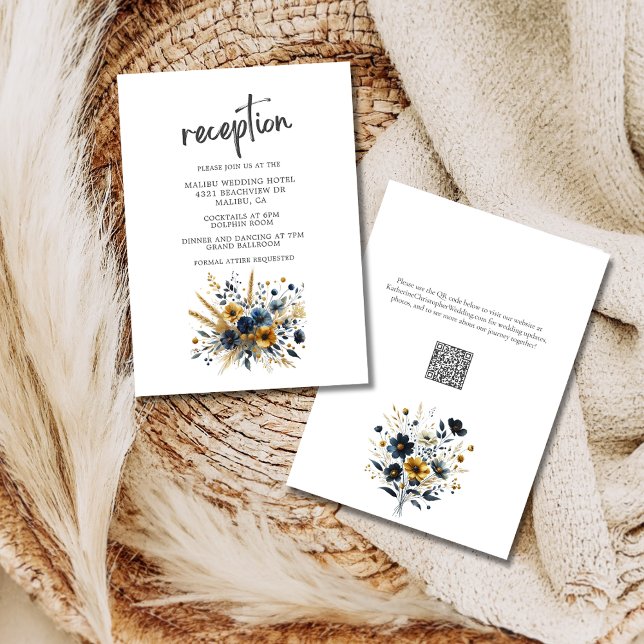 Gelbe blaue Wildblumen Eleganter Hochzeitstag Empf Begleitkarte (Wedding Reception Enclosure Card with Dark Blue and Yellow Wildflowers, QR Code for Wedding Website.)