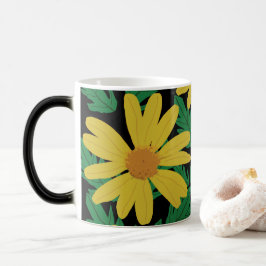 Gelbe Blume mit grünen Blätter Tasse
