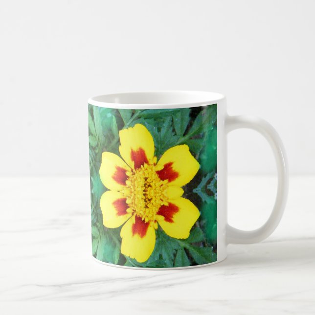 Gelbe Blumen1 Tasse (Rechts)