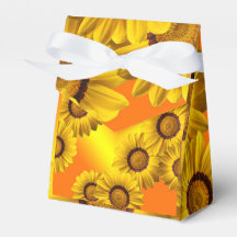 Gelbe Blumen im Sonnenlicht