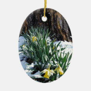 Gelbe Daffodien im Schnee Keramik Ornament