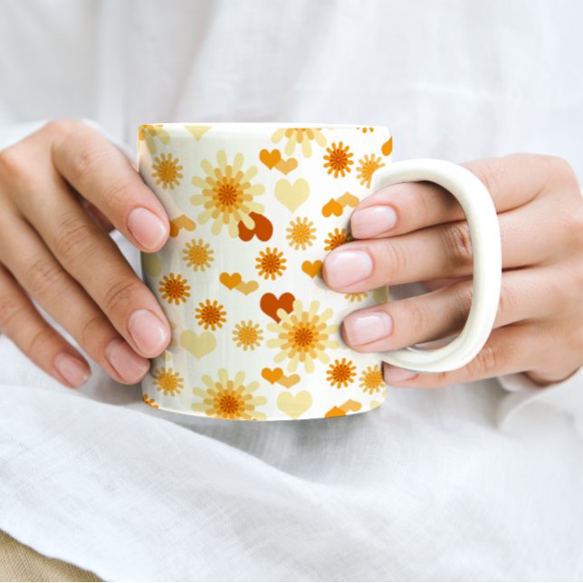 Gelbe Daisy und Herz Kaffeetasse (Von Creator hochgeladen)