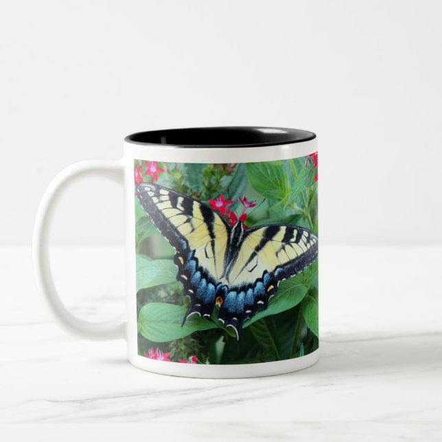 Gelbe Frack-Schmetterlings-Tasse Zweifarbige Tasse (Links)