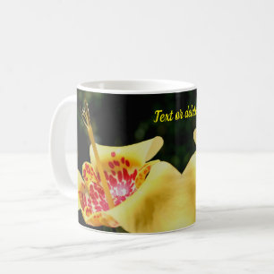 Gelbe Gepunktete Lilie Blume Personalisiert Kaffeetasse