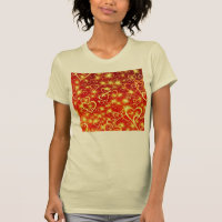 Gelbe goldene funkelnde Herzen auf rotem Hintergru