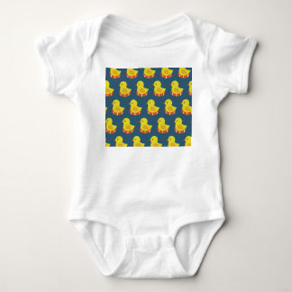 Gelbe Gummiente, niedlich, nahtlos. Baby Strampler