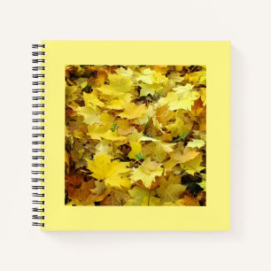 Gelbe Herbstblätter Notizbuch