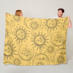 Gelbe Magie Vintage Himmelszelt Sonne Mond Sterne Fleecedecke