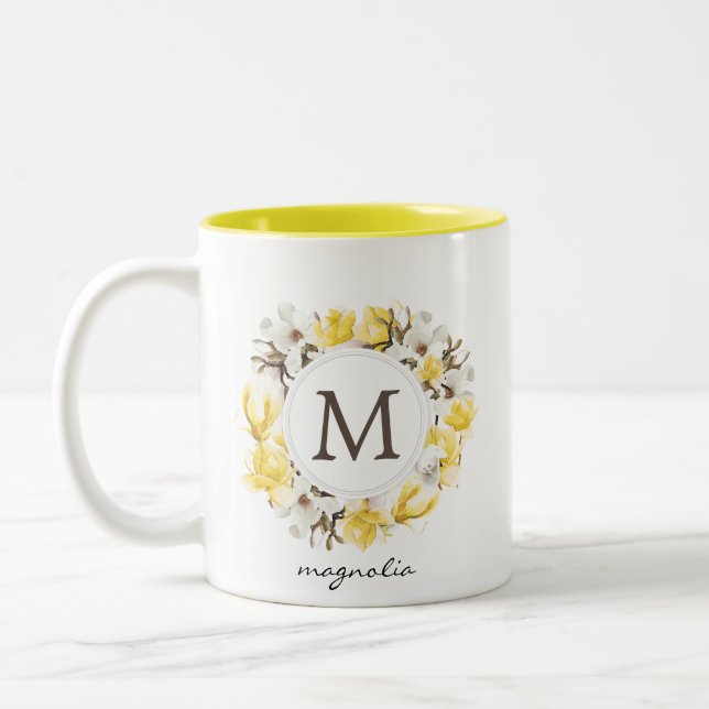 Gelbe Magnolienblüte Monogramm Zweifarbige Tasse (Links)
