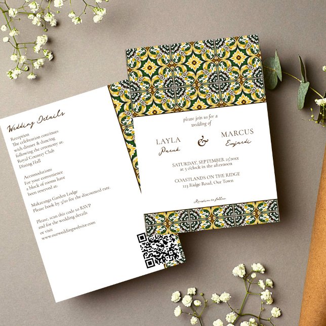 Gelbe, mediterrane Kachel in einer Hochzeit Einladung (Green yellow Portuguese Mediterranean ornate folk tile all in one wedding Invitation template)