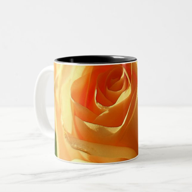 Gelbe Rose in Vollblut Zweifarbige Tasse (Vorderseite Links)