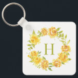 Gelbe Rosen-Blumenkronen-Monogramm Schlüsselanhänger<br><div class="desc">Eleganter und skurriler botanischer Monogramm-Schlüsselanhänger. Es ist mit einem Aquarellkranz aus gelben Rosen und Grün ausgestattet. Personalisieren Sie diese durch Hinzufügen eines Monogramms,  eines Namens,  einer Adresse und einer Nummer. Dieser Schlüsselanhänger mit Blumenkranz ist ein personalisiertes Geschenk.</div>