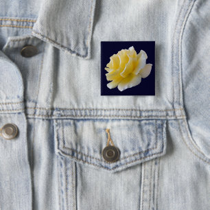 Gelbe Rosenblätter Button