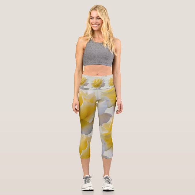 Gelbe Rosenblätter Capri Leggings (Vorderseite)