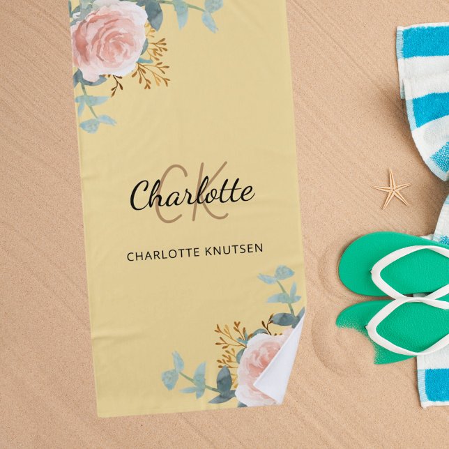 Gelbe Rosenflorale Monogramm-Initialen Strandtuch (Von Creator hochgeladen)