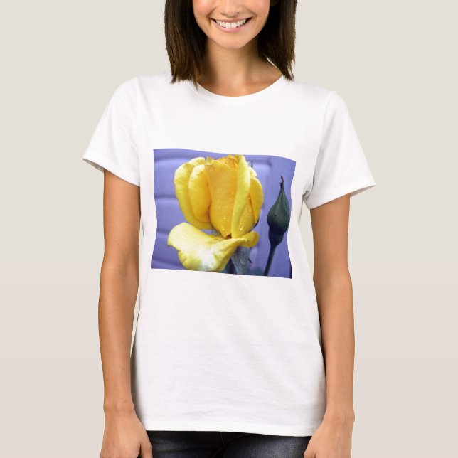 Gelbe Rosenknospe T-Shirt (Vorderseite)