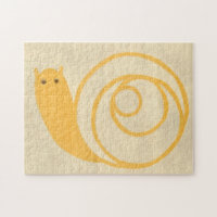 Gelbe Schnecke auf Creme Background