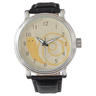 Gelbe Schnecke auf Sahnehintergrund Armbanduhr