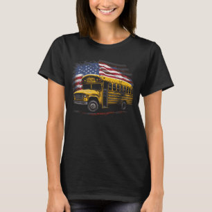 Gelbe Schulbusfahrer mit amerikanischer Flagge T-Shirt