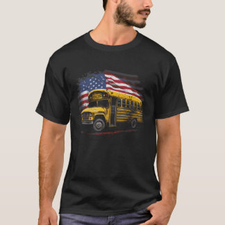 Gelbe Schulbusfahrer mit amerikanischer Flagge T-Shirt
