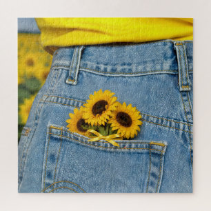 Gelbe Sonnenblumen in blauer Jeans Tasche Puzzle