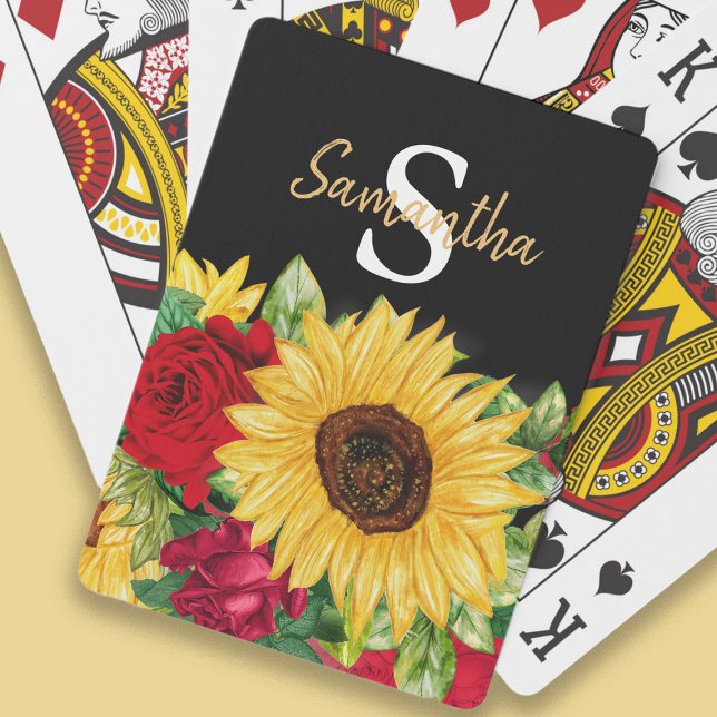 Gelbe Sonnenblumen Rote Rosen Schwarzes Monogramm Spielkarten (Sunflowers and roses on black playing cards personalized with your monongram)