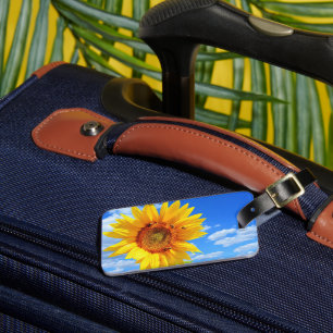 Gelbe Sonnenblumen und Bienen auf blauem Himmel - Gepäckanhänger