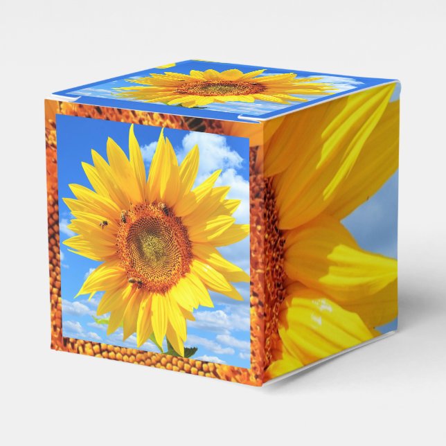 Gelbe Sonnenblumen und Bienen auf blauem Himmel -  Geschenkschachtel (Vorderseite)