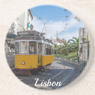 Gelbe Straßenbahn in Lissabon, Portugal Getränkeuntersetzer