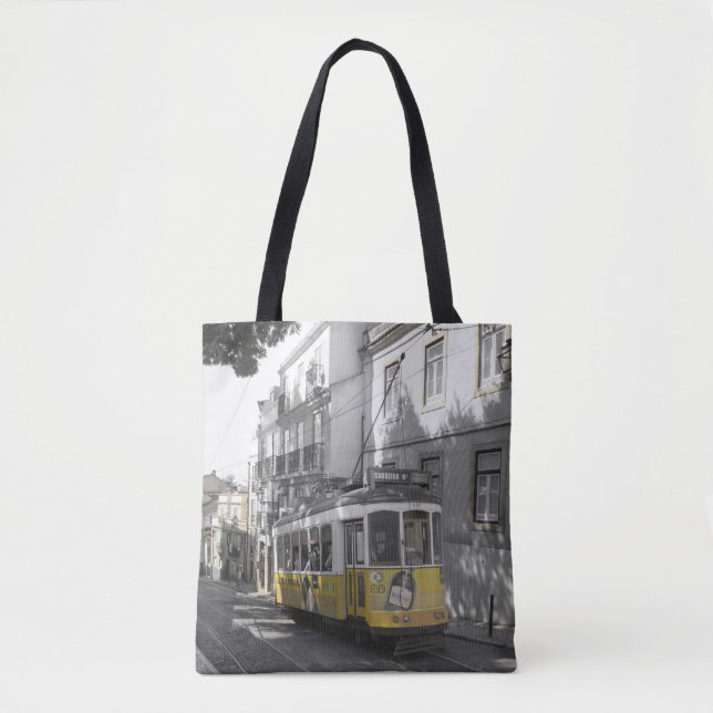 Gelbe Straßenbahn von Lissabon (Vorderseite)
