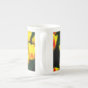 Gelbe Tulpe-Blume Prozellantasse