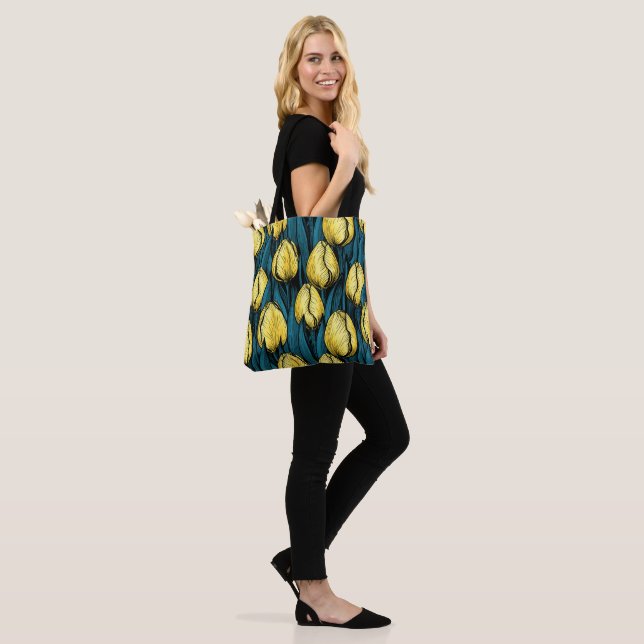 Gelbe Tulpen mit blauen Blätter (Am Model)