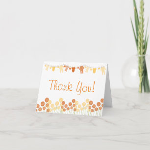 Gelbe u. orange kleine Kleidungs-Babyparty danken Dankeskarte