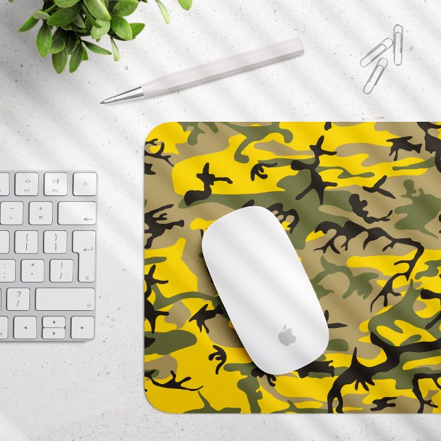 Gelbe und grüne Camouflage, Militär, Armee Mousepad (Von Creator hochgeladen)