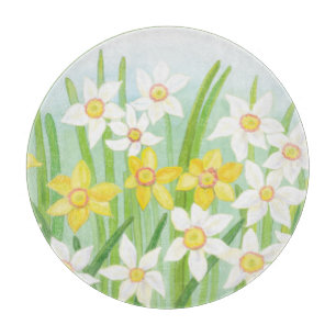 Gelbe und weiße Kleidung im Frühling Schneidebrett