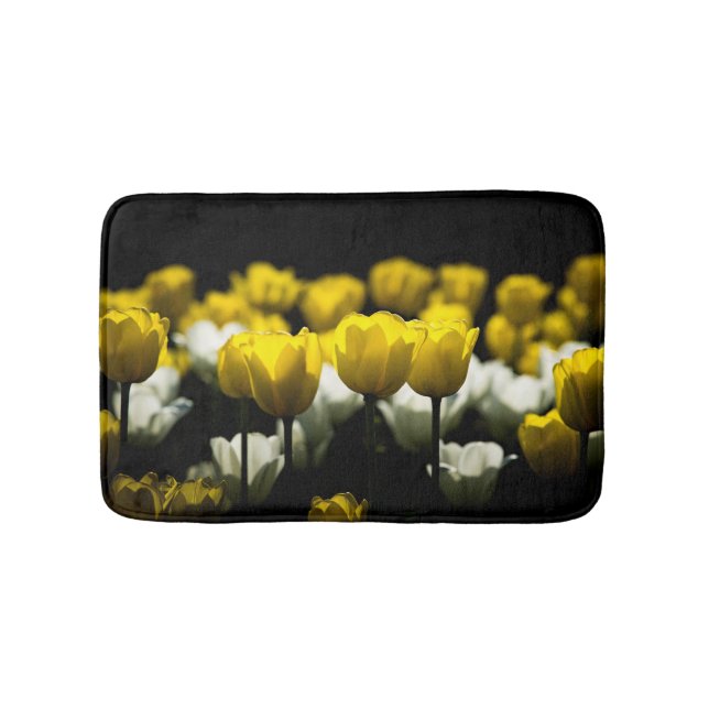 Gelbe und weiße Tulpen Badematte (Vorderseite)