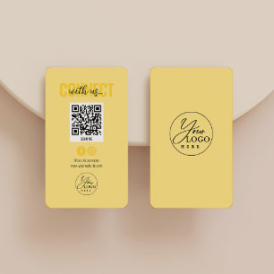Gelbe Verbindung mit dem QR-Code der US Social Med Visitenkarte
