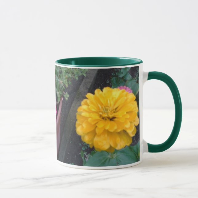 Gelbe Zinnia-Tasse Tasse (Rechts)