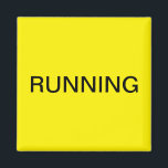 Gelber Geschirrspüler-Magnet Magnet<br><div class="desc">Minimaler Küchenmagnet mit gelbem Hintergrund für die Küchenorganisation. Passen Sie Ihren Text an.</div>