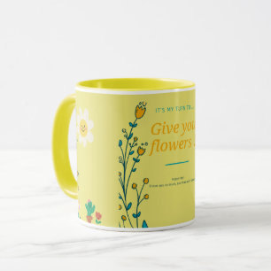 GELBER RETRO-BLUMEN-BECHER GLÜCKLICHES ÄSTHETISC TASSE